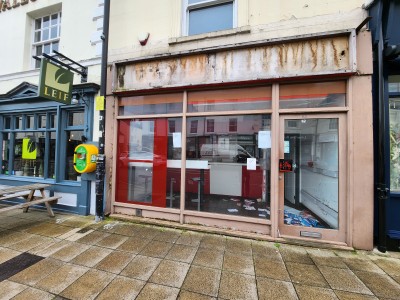 New Crustodian for former Pizza Hut Store in Leamington Spa